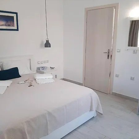Апартаменты Cozy Town House Парос