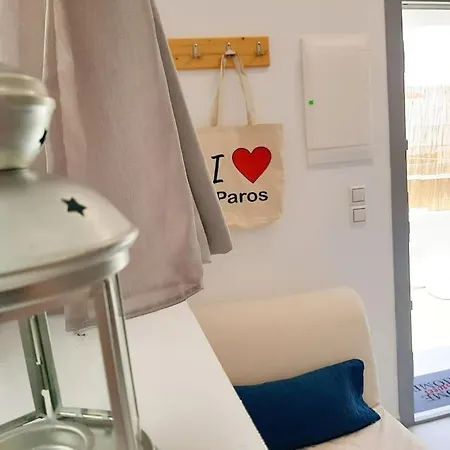 Cozy Town House Apartment Páros